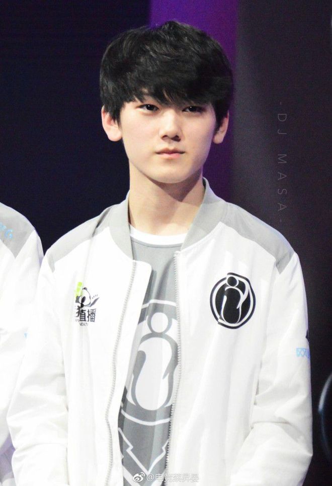 虽败犹荣！NiKo荣膺克卢日-纳波卡 2025赛事MVP