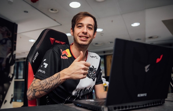 青花瓷海外拜年礼：海内存知己，天涯若比邻